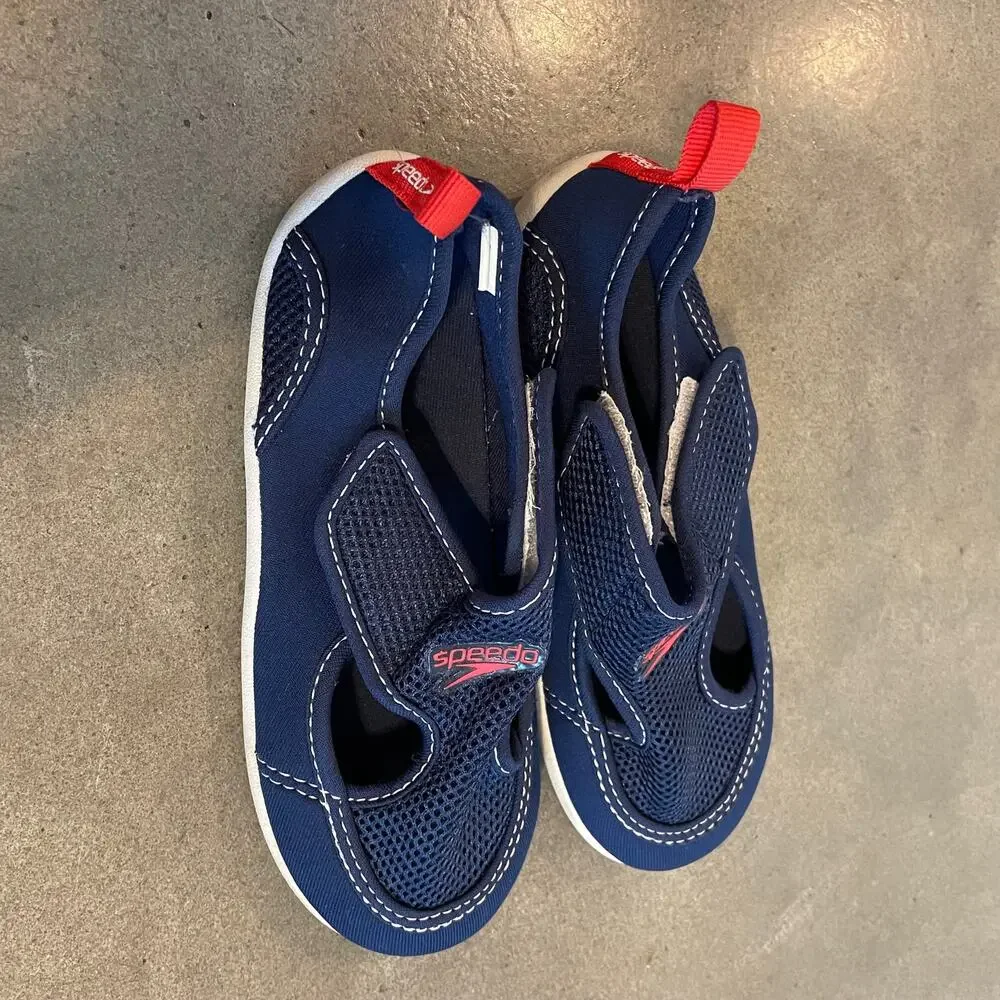 Speedo Navy blue red water shoes swim boys XL shoes size 11 12